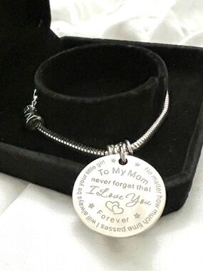 Silver Toned Mom Bracelet with Engraved Pendant in Gift Box